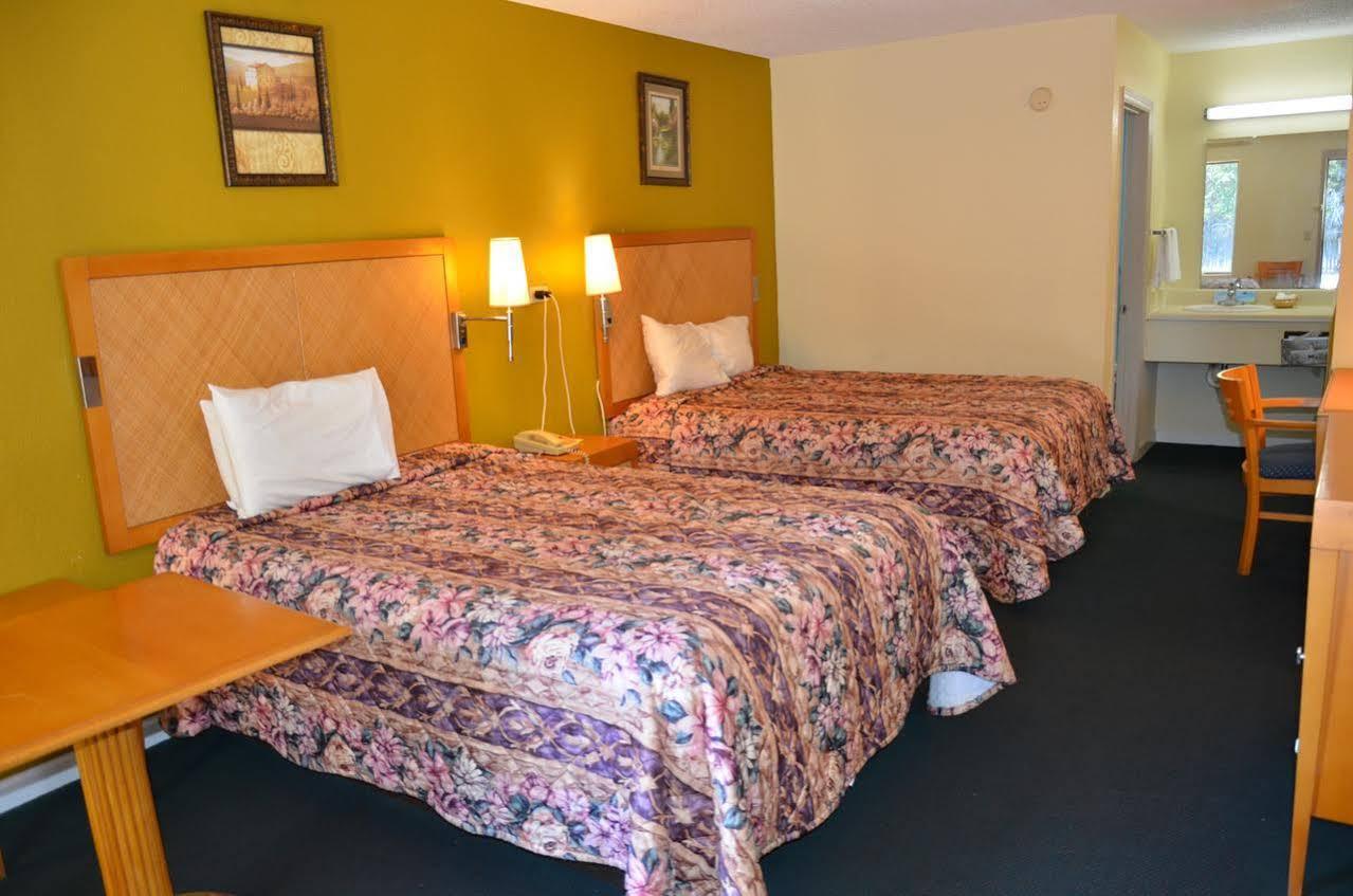 Days Inn Cheraw 外观 照片