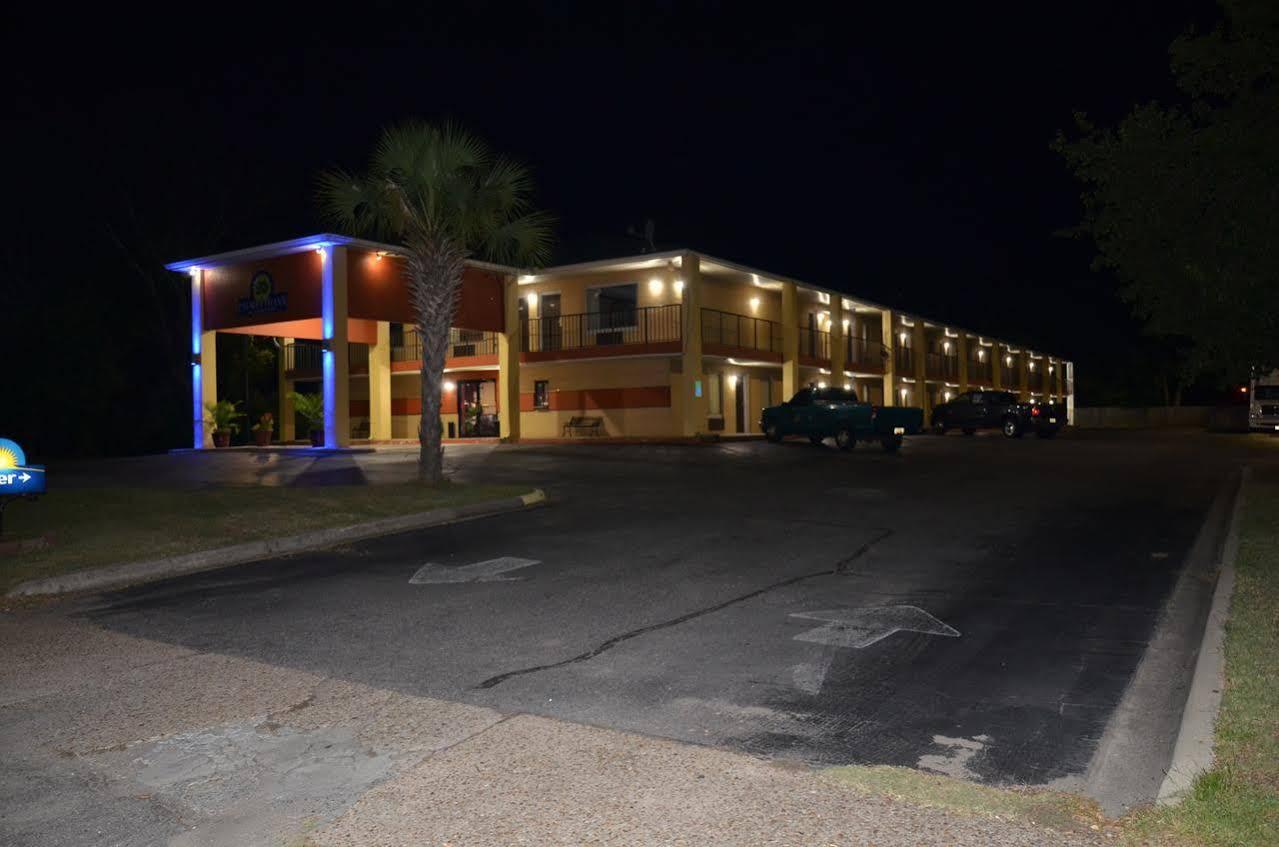 Days Inn Cheraw 外观 照片